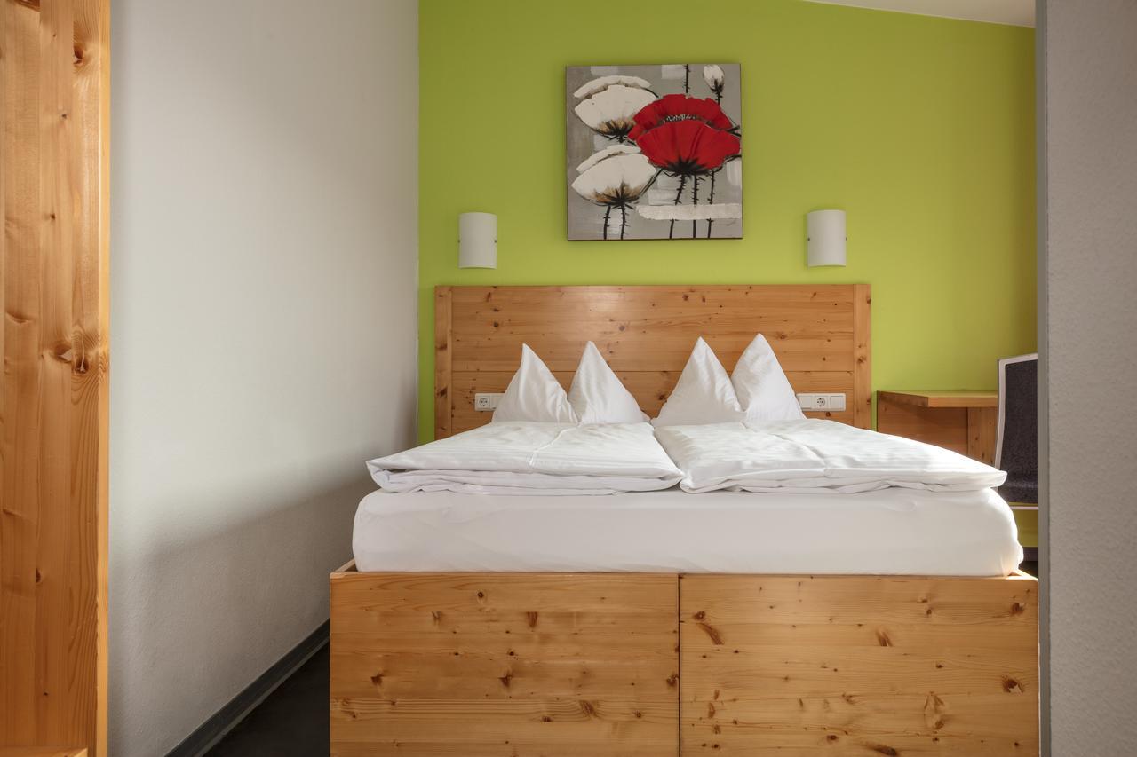 Hotel Demling Randersacker Eksteriør billede